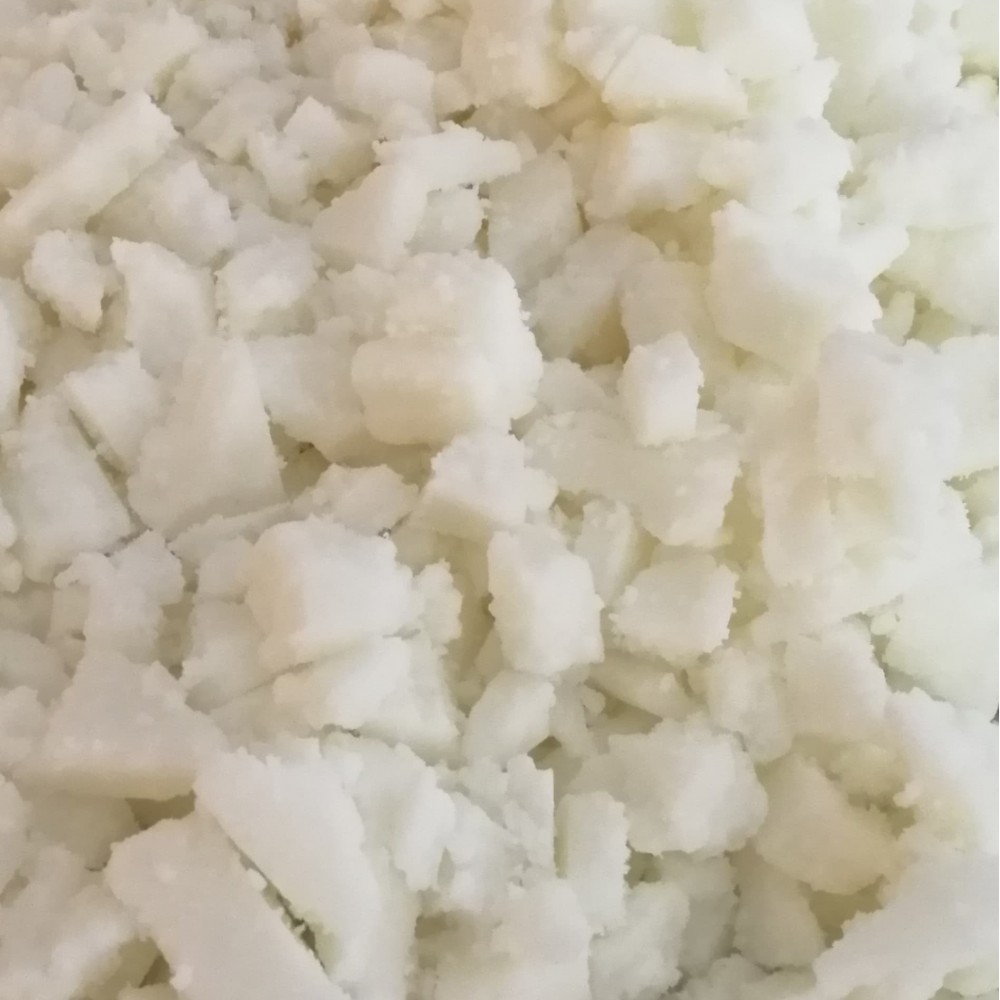 COCOSOY 802 ( 1 KG ) / Blended Wax Coconut & Soy COCOSOY 802 ( 1 KG ) / Blended Wax Coconut & Soy